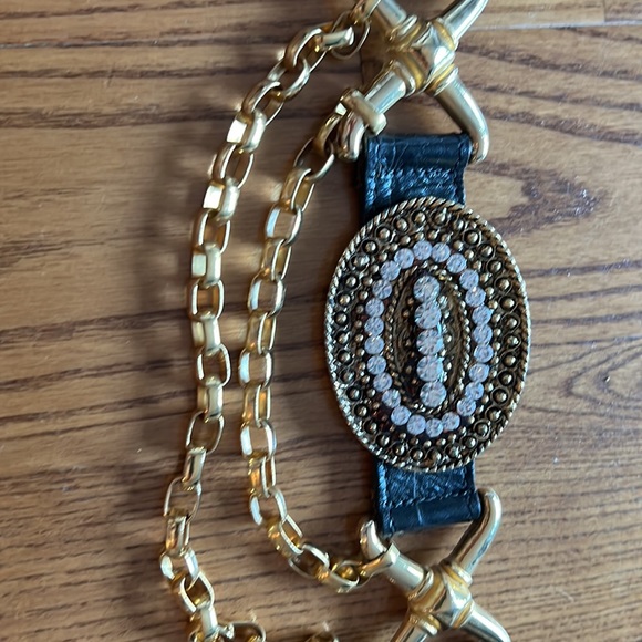 Women’s gold and jewelled belt - Picture 5 of 7